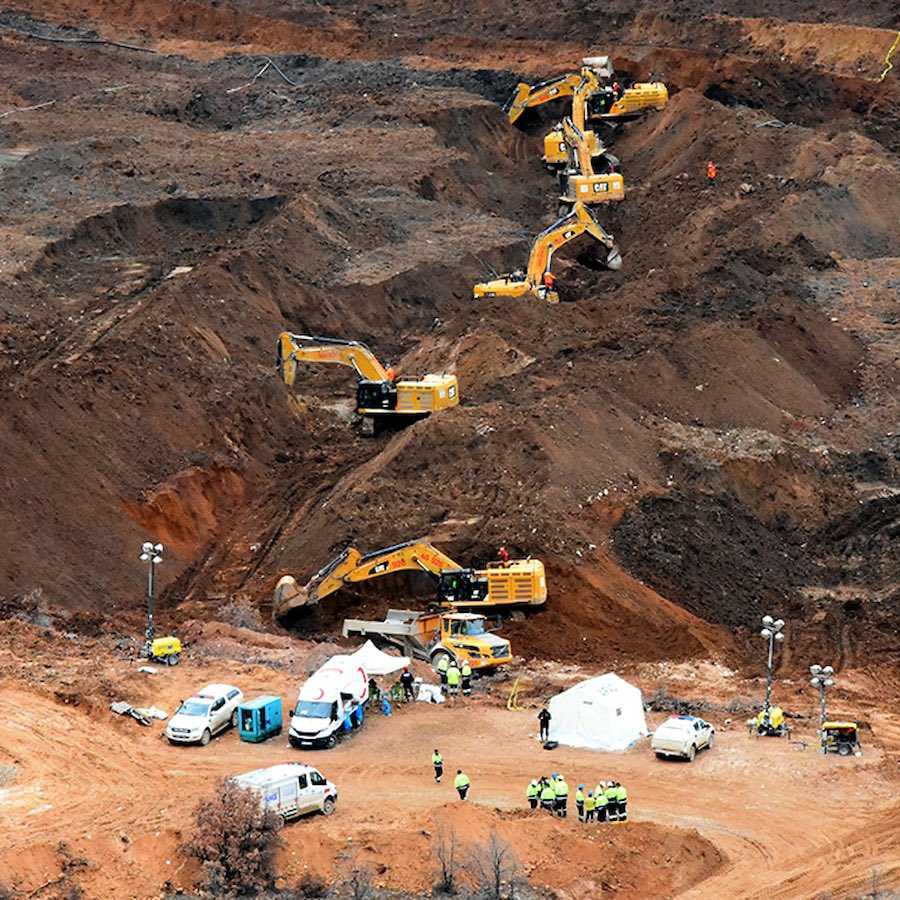 İliç'te Heyelan Faciası: Bir İşçinin Daha Cenazesine Ulaşıldı 1 GPOjeEIXYAA iFJ