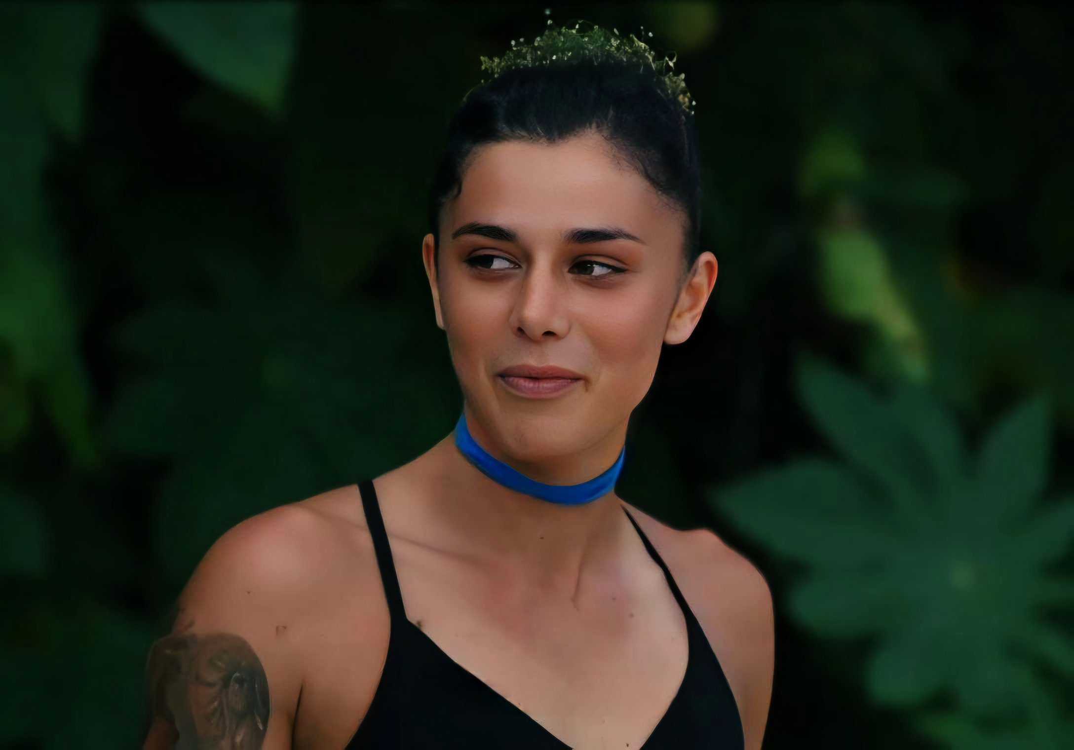 Survivor Nefise'den 'Eşcinsel' Yorumlarına Yanıt: "Cinsel Yönelimim..." 8 GQb8URUW8AAZUJf