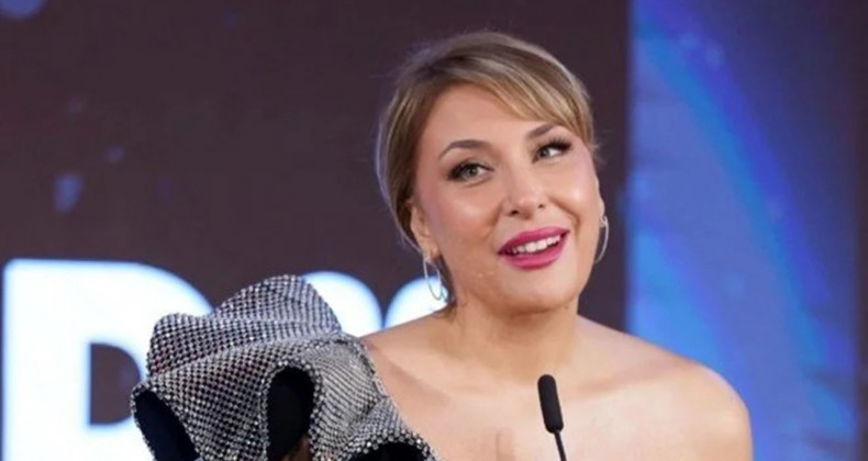 Gülse Birsel’den Arabesk Rapçilere Sert Eleştiri