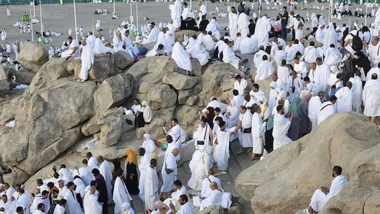 Hac Ibadetinde Sicaklik Binlerce Haci Hayatini Kaybediyor 2