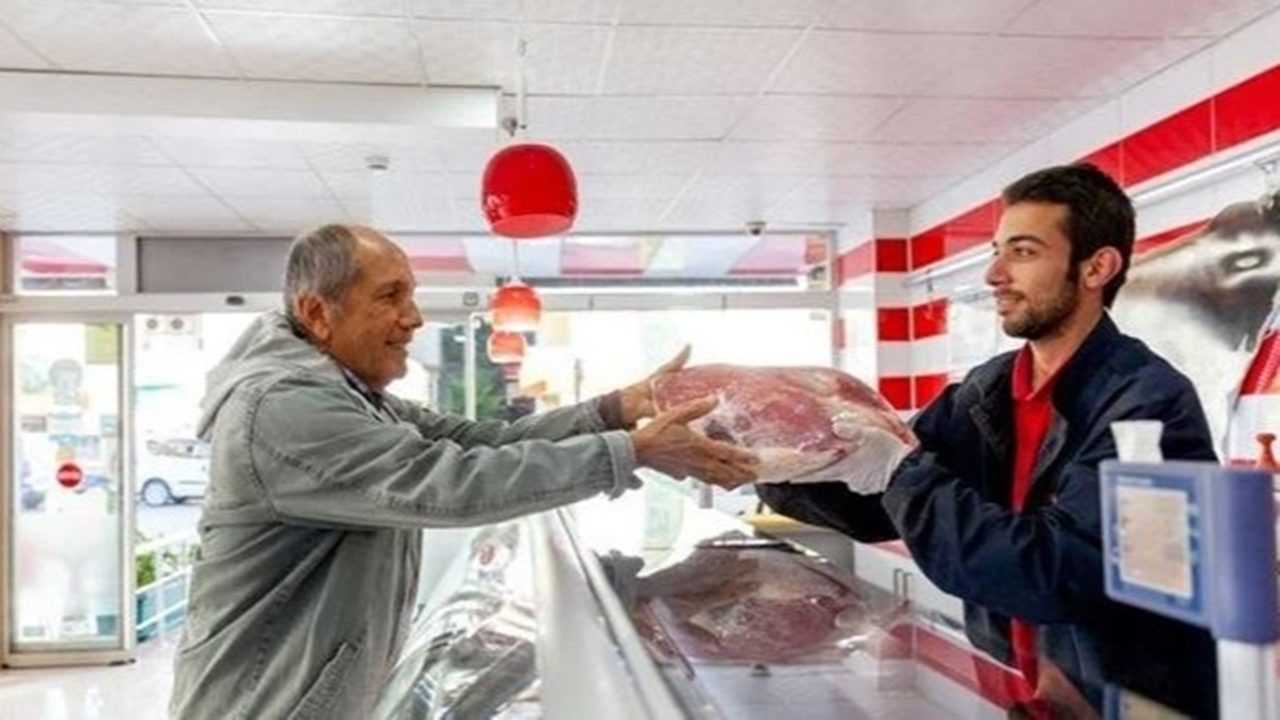 Kurban Bayraminda Kasaplar Is Yuku Ikiye Katlandi 2