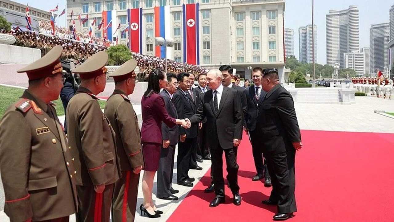 Putin'in Asya Diplomasisi: Batı'ya Karşı Stratejik Hamleler 4 Putinin Asya Diplomasisi Batiya Karsi Stratejik Hamleler 5