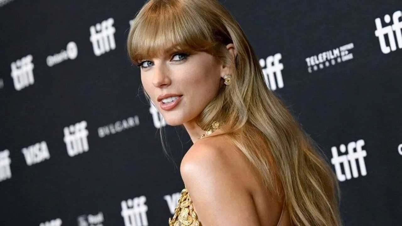 Taylor Swift Londrada Tavuk Doner Tutkusu 2