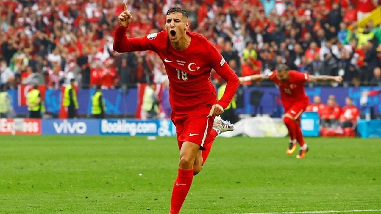 Türkiye, EURO 2024'e Galibiyetle Başladı 3 Turkiye EURO 2024e Galibiyetle Basladi 4