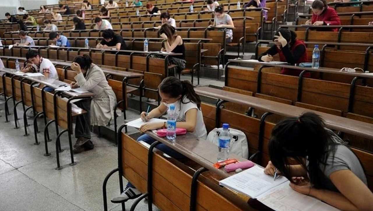 YKS 2024: Gençlerin Kaderini Belirleyecek Büyük Sınav 3 YKS 2024 Genclerin Kaderini Belirleyecek Buyuk Sinav 4
