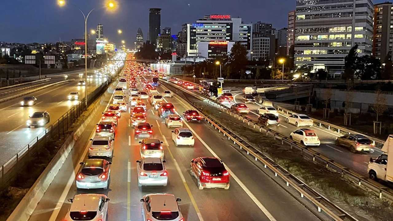 Yeni Araç Kayıtları Mayıs Ayında Zirve Yaptı 1 Yeni Arac Kayitlari Mayis Ayinda Zirve Yapti 2