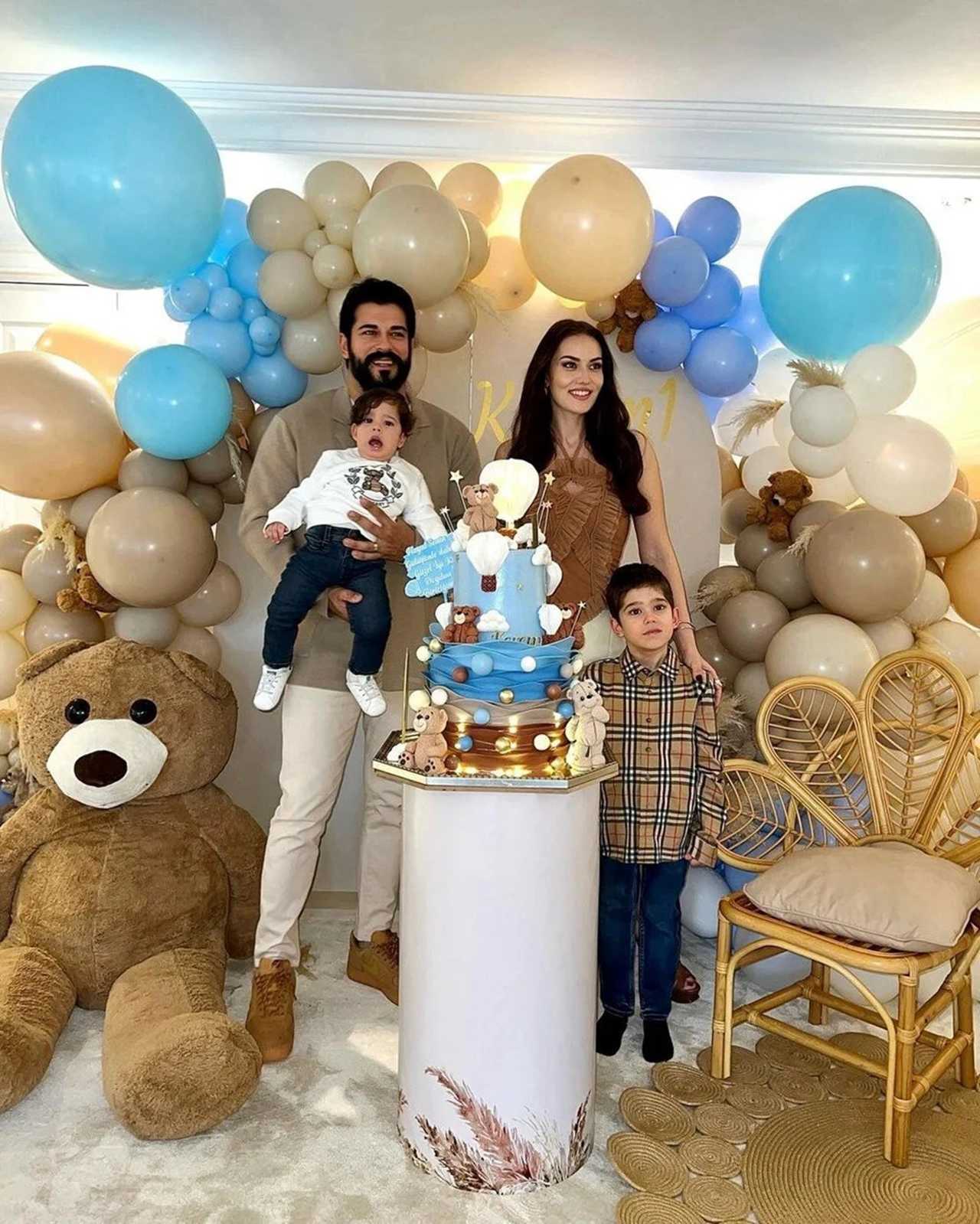 Fahriye Evcen ve Burak Özçivit: Sevgi Dolu Yılların İzinde 1 burak ozcivit