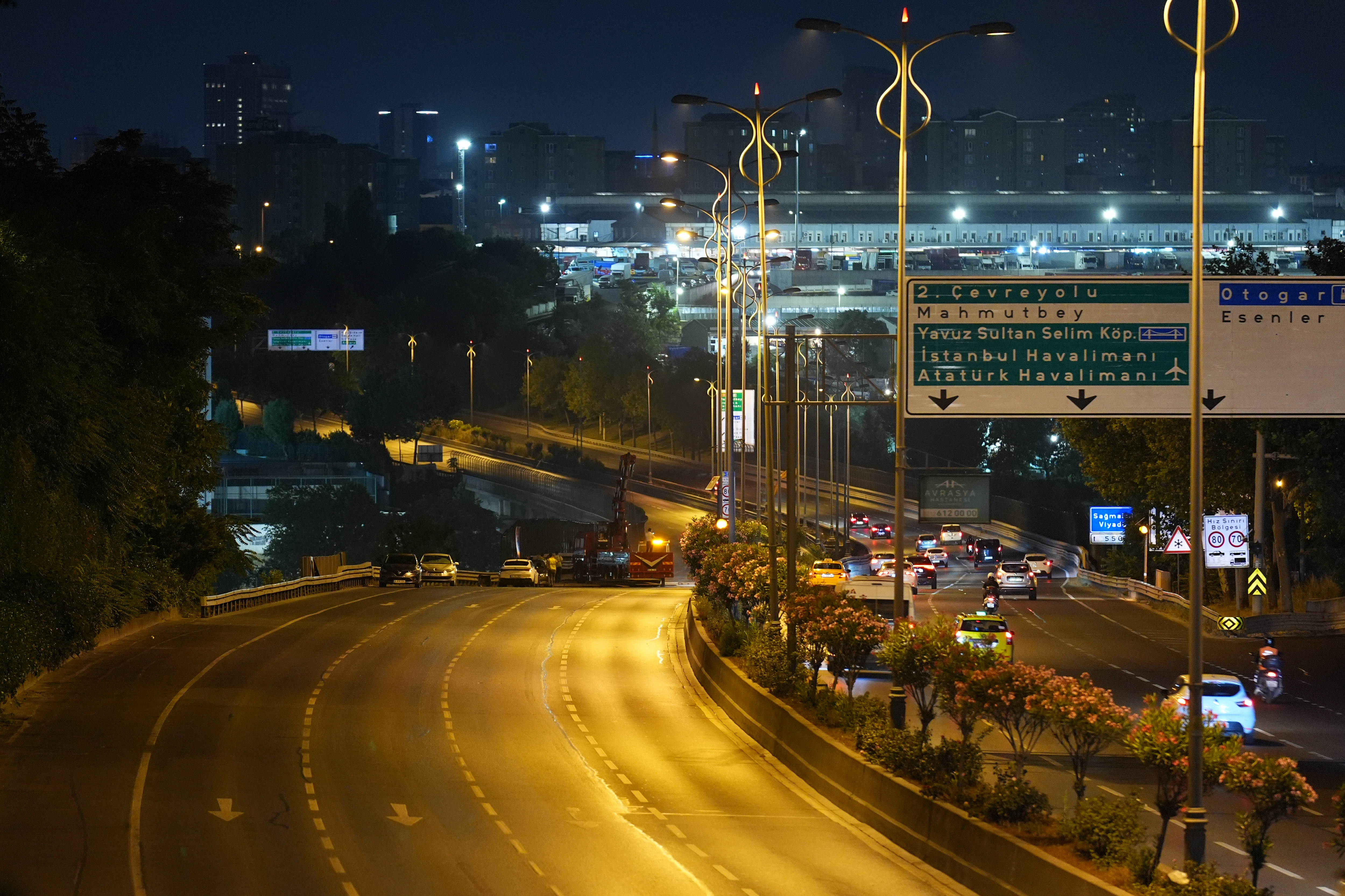 İstanbullular Dikkat! Bu Yol 90 Gün Boyunca Kapalı Olacak 2 AA 20240629 35000538 35000537 IBB SAGMALCILAR VIYADUGUNDE YOL BAKIM CALISMASI BASLATTI