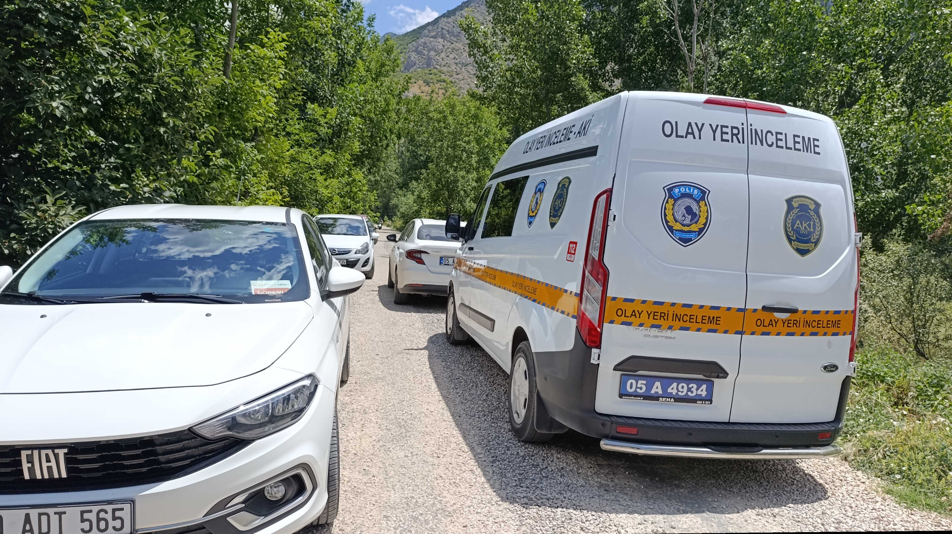Amasya'da Bağ Evinde Şüpheli Ölüm 2 AA 20240702 35033276 35033275 AMASYADA BIR KISI BAG EVINDE OLU BULUNDU