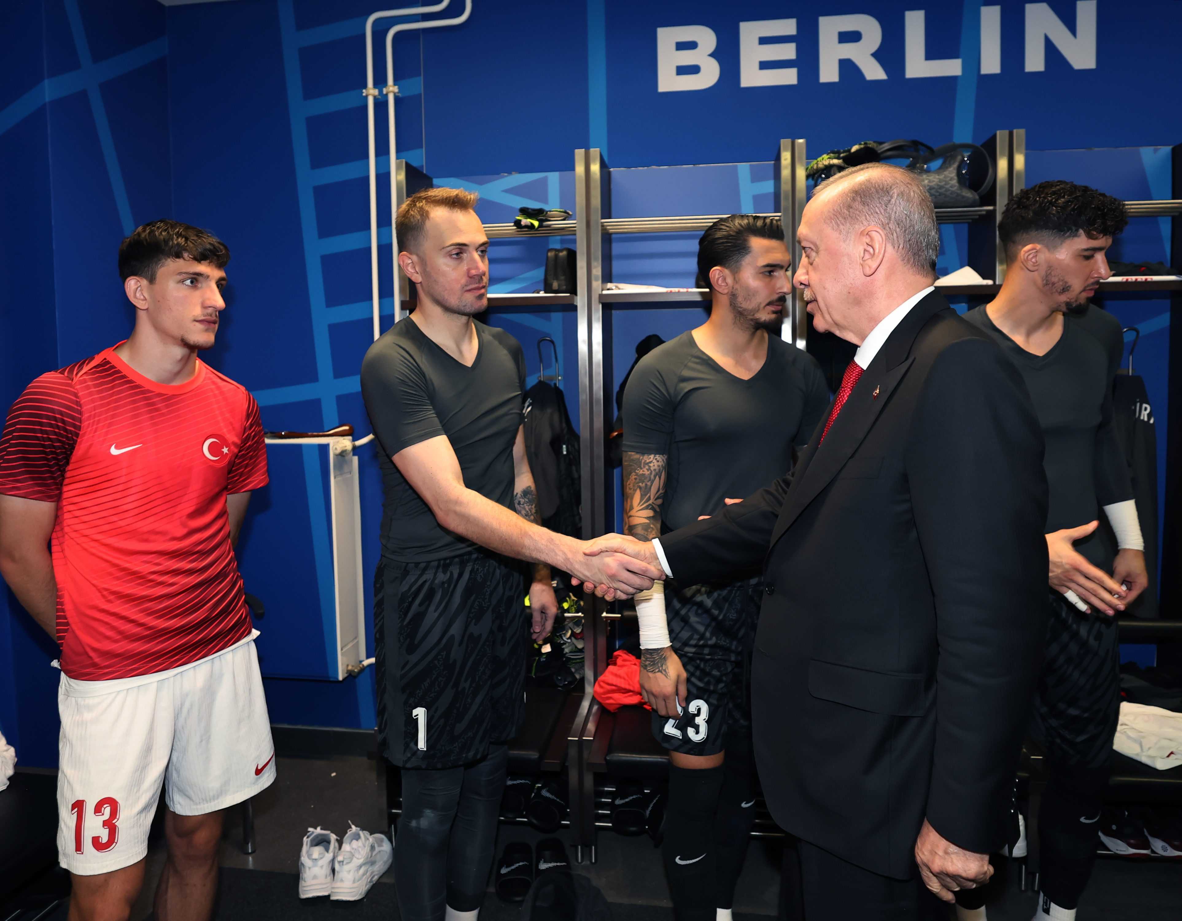 Erdoğan'dan UEFA'nın Kararına Sert Tepki: "Tamamen Siyasi" 7 AA 20240706 35078309 35078307 2024 AVRUPA FUTBOL SAMPIYONASI HOLLANDA TURKIYE