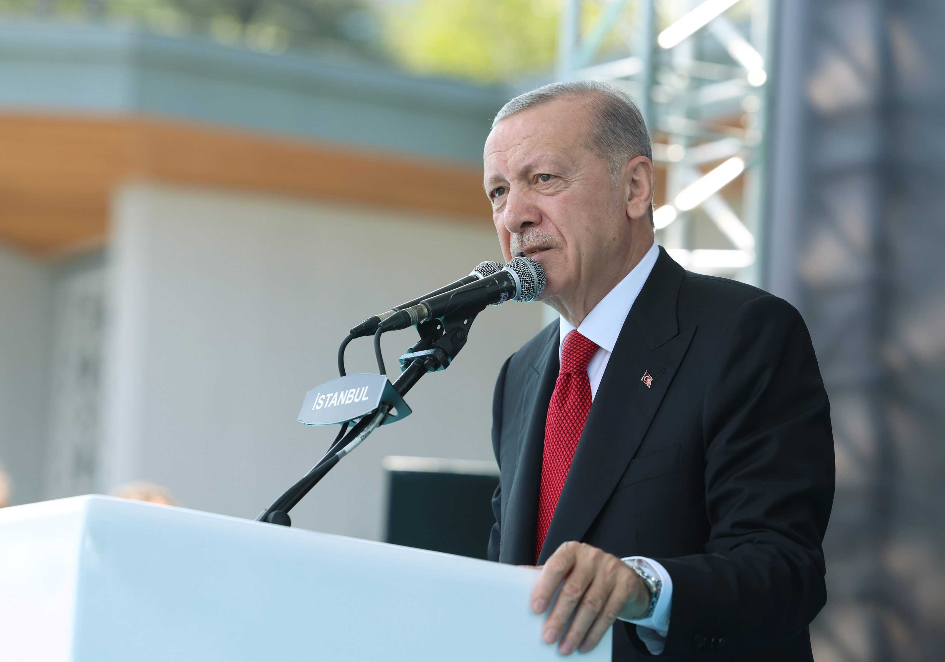 Erdoğan: "15 Temmuz'a Tiyatro Diyenleri Affetmeyeceğiz" 3 AA 20240715 35145438 35145436 CUMHURBASKANI RECEP TAYYIP ERDOGAN