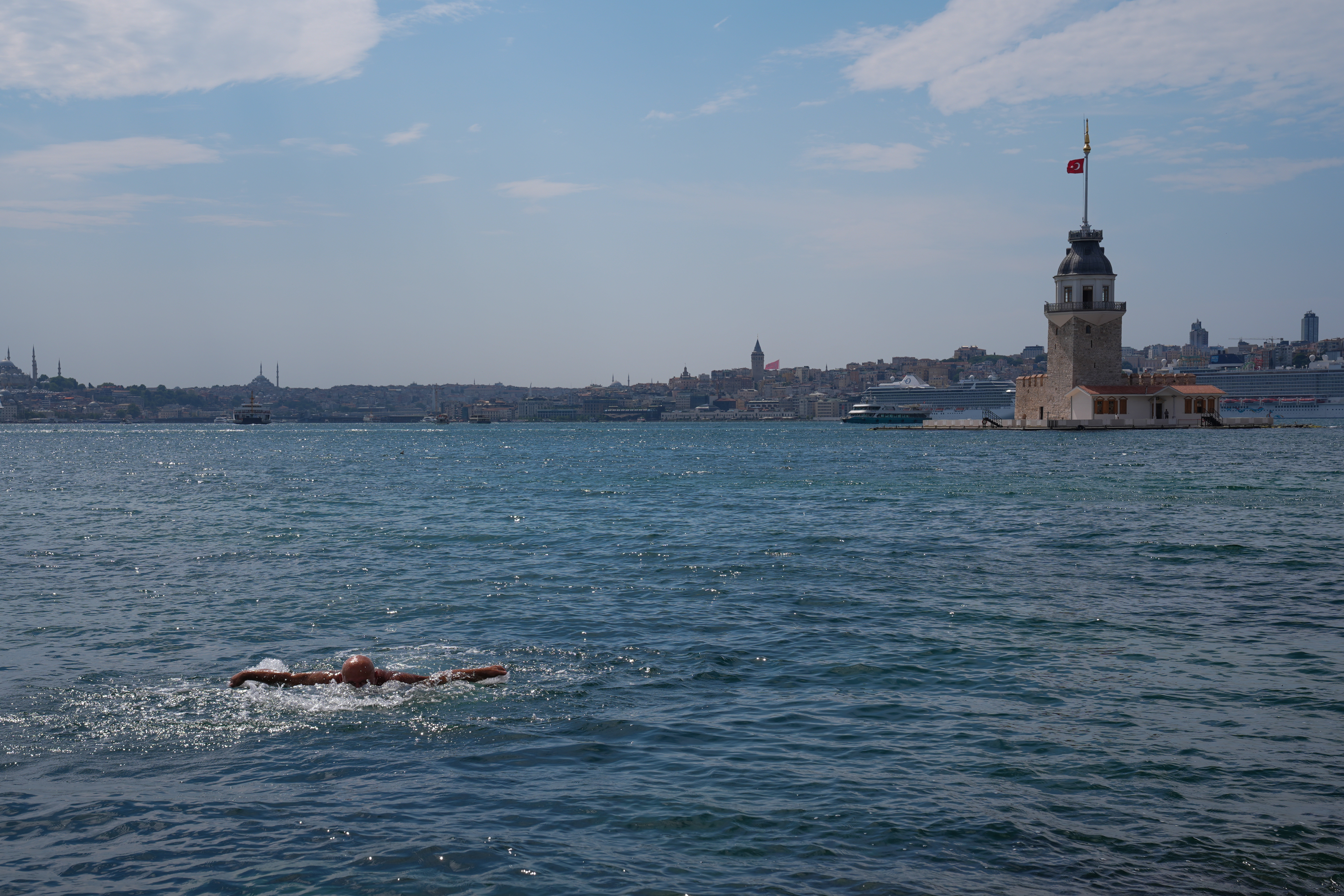 Dışarı Çıkarken 2 Kere Düşünün! İstanbul İçin Kritik Sıcaklık Uyarısı 2 AA 20240716 35158402 35158400 ISTANBULDA SICAK HAVA VE NEM ETKILI OLUYOR