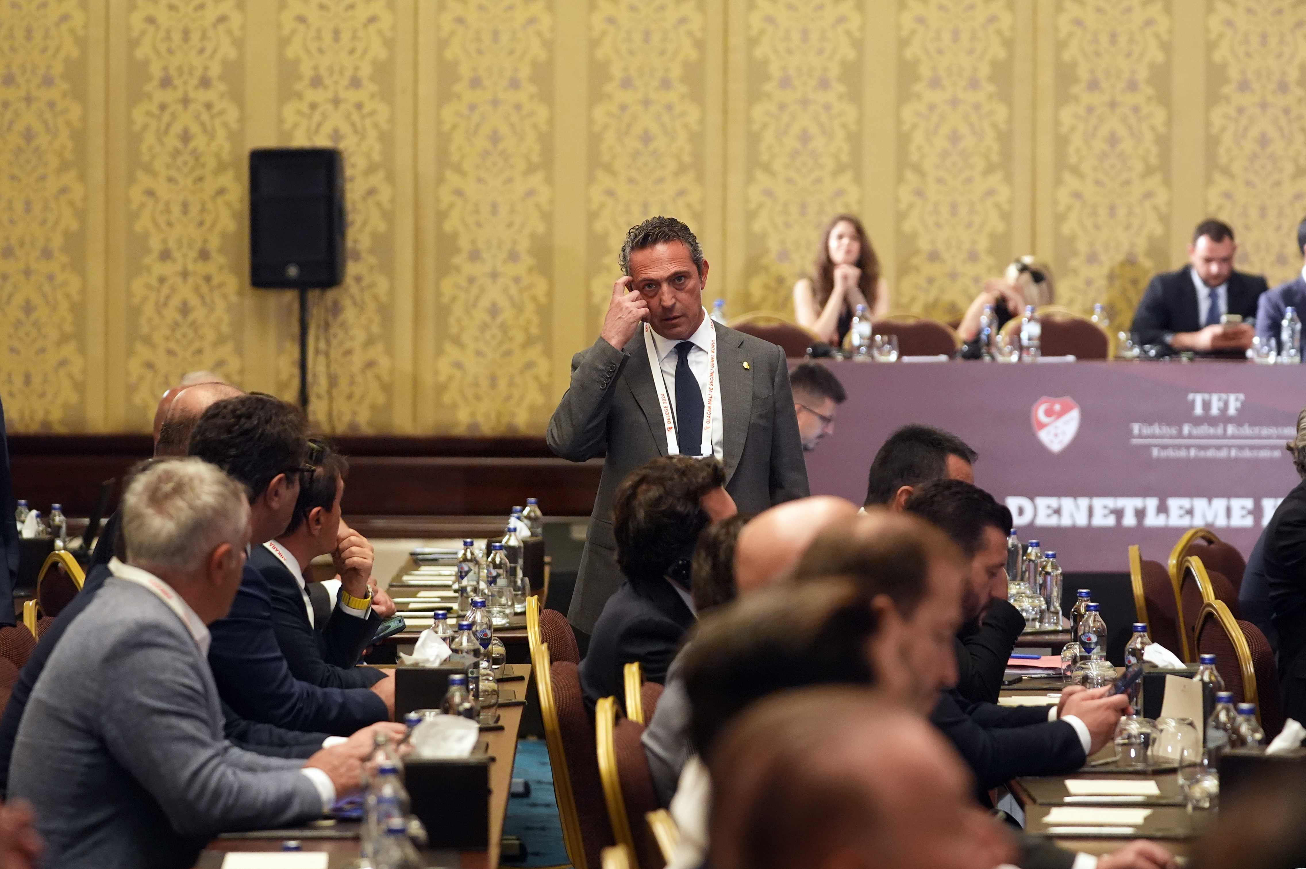 TFF Başkanı Belli Oluyor: Büyükekşi mi Hacıosmanoğlu mu? 3 AA 20240718 35172803 35172801 TFF OLAGAN MALI VE SECIMLI GENEL KURULU BASLADI