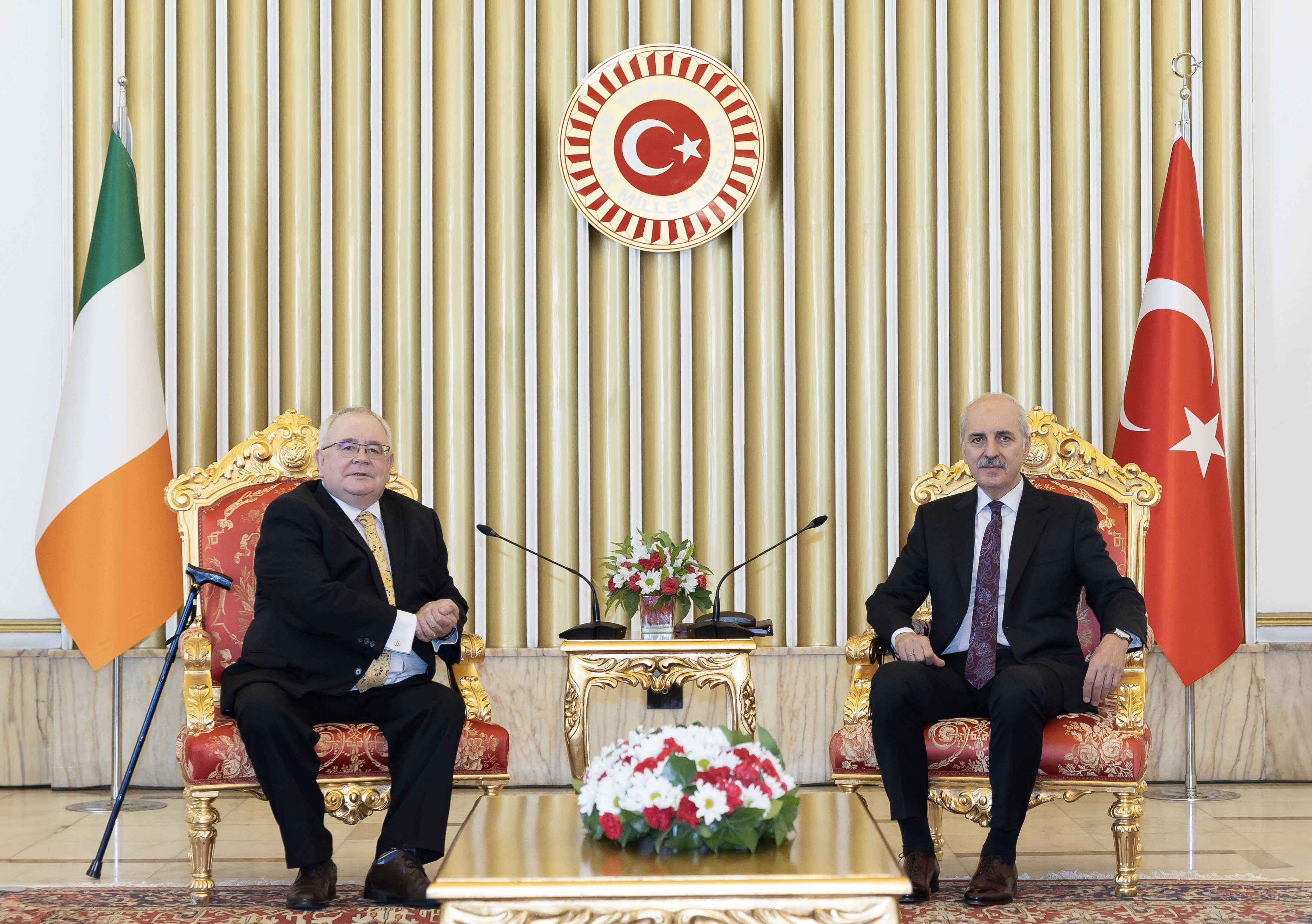 TBMM Başkanı Kurtulmuş ve İrlanda Meclis Başkanı O Fearghail Görüştü 3 AA 20240718 35173635 35173631 TBMM BASKANI KURTULMUS IRLANDA MECLIS BASKANI O FEARGHAIL ILE GORUSTU