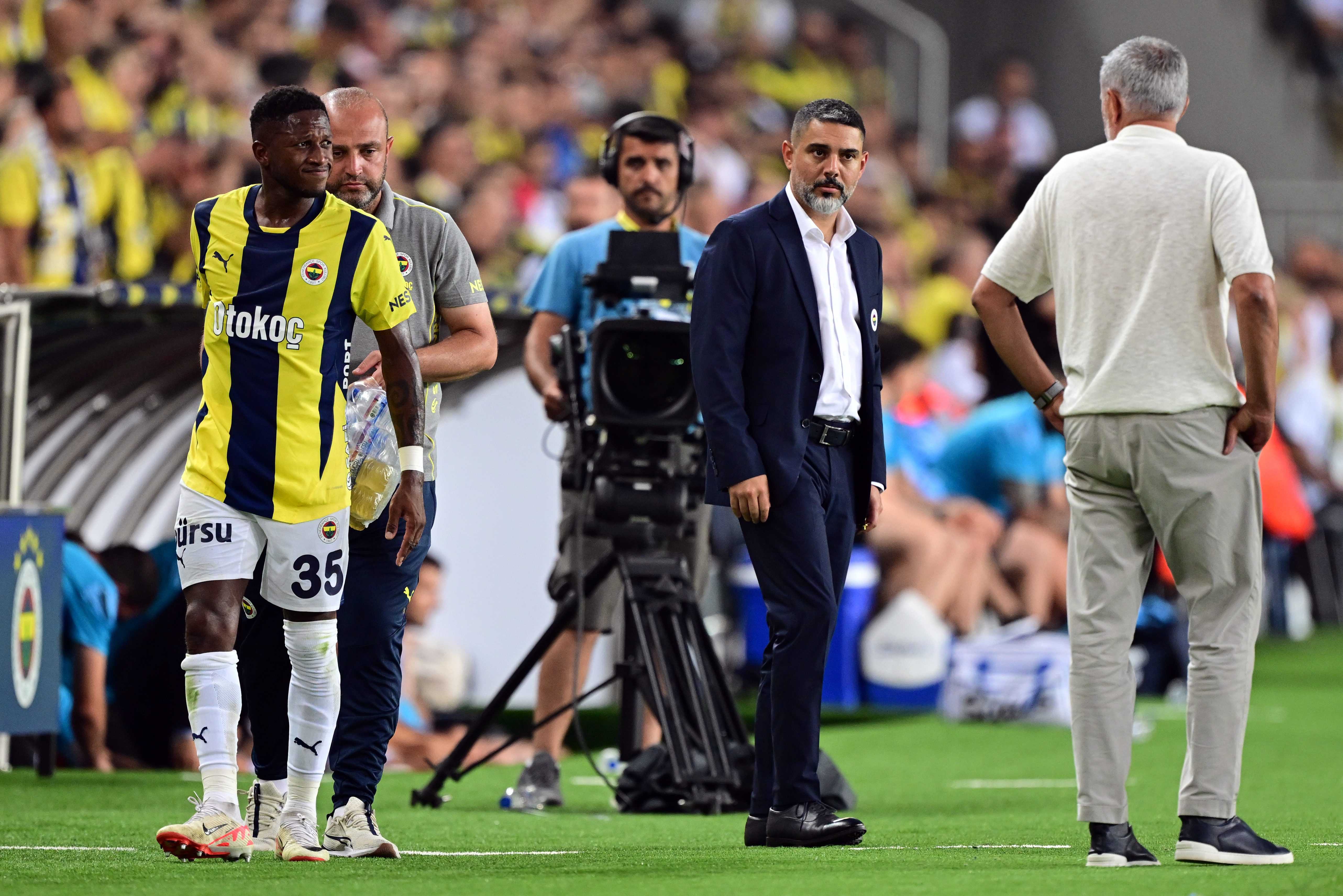 Fenerbahçe'ye Kötü Haber: Fred'in Sakatlığı Ciddi 3 AA 20240730 35274666 35274657 FENERBAHCE LUGANO