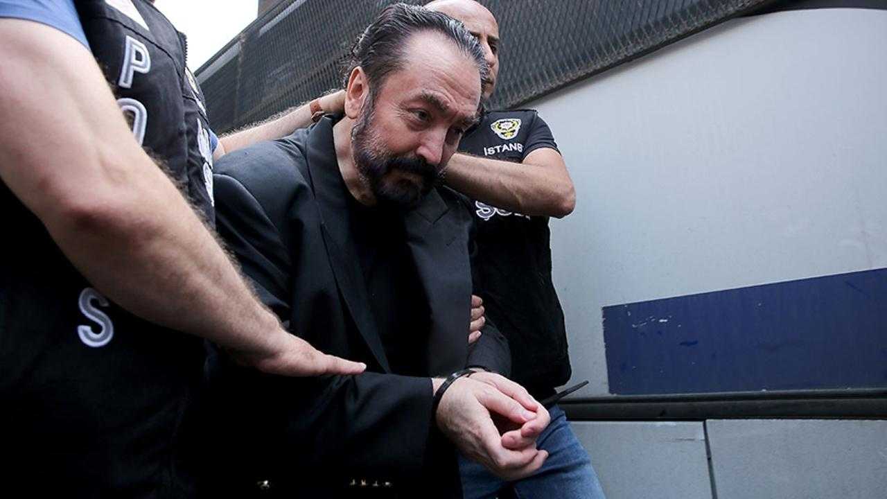 Adnan Oktar Davasında Firari Sanıklar Yakalandı 1 Adnan Oktar Davasinda Firari Saniklar Yakalandi 1