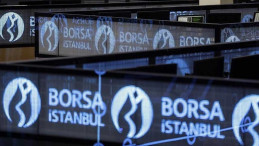 BIST 100 Zirvede: Bankacılık ve Spor Sektörleri Öne Çıkıyor