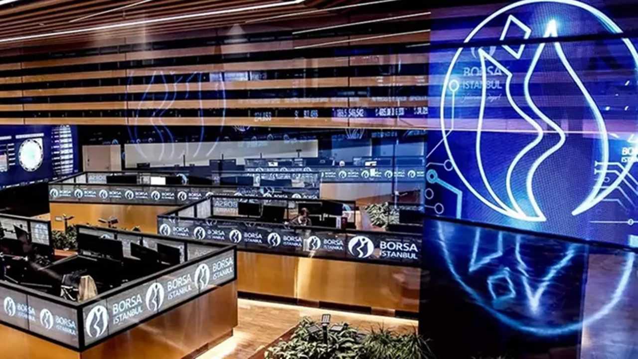 BIST 100 Zirvede: Bankacılık ve Spor Sektörleri Öne Çıkıyor 2 BIST 100 Zirvede Bankacilik ve Spor Sektorleri One Cikiyor 3