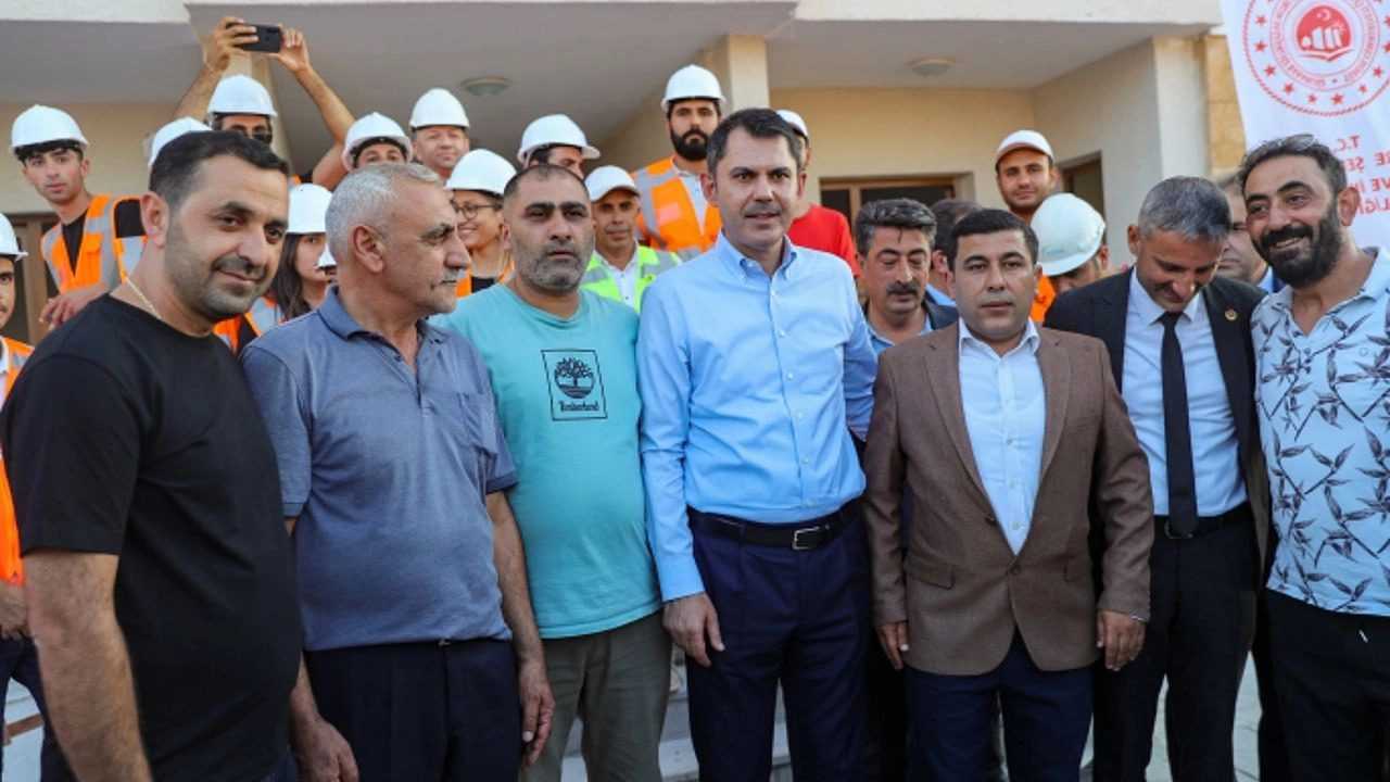 Bakan Kurum Deprem Sonrası İnşaatları Denetledi 4 Bakan Kurum Deprem Sonrasi Insaatlari Denetledi 4