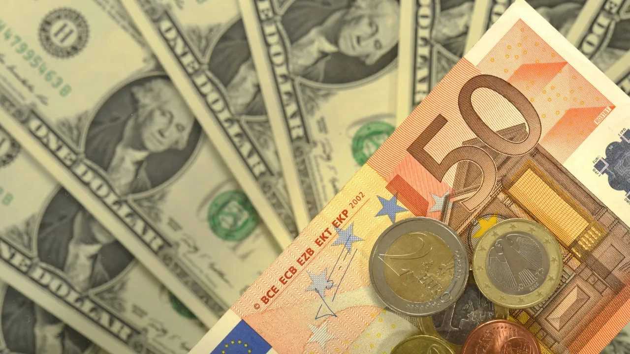 Dolar ve Euro Kurlarında Son Durum 3 Dolar ve Euro Kurlarinda Son Durum 4