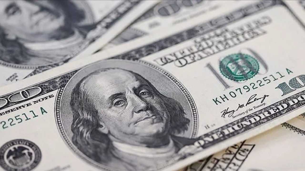Döviz Kurlarında Hareketlilik Sürüyor: Dolar ve Euro Zirvede 2 Doviz Kurlarinda Hareketlilik Suruyor Dolar ve Euro Zirvede 4