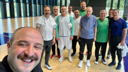 Erdoğan ve Bakanlar Basketbol Sahasında Ter Döktü