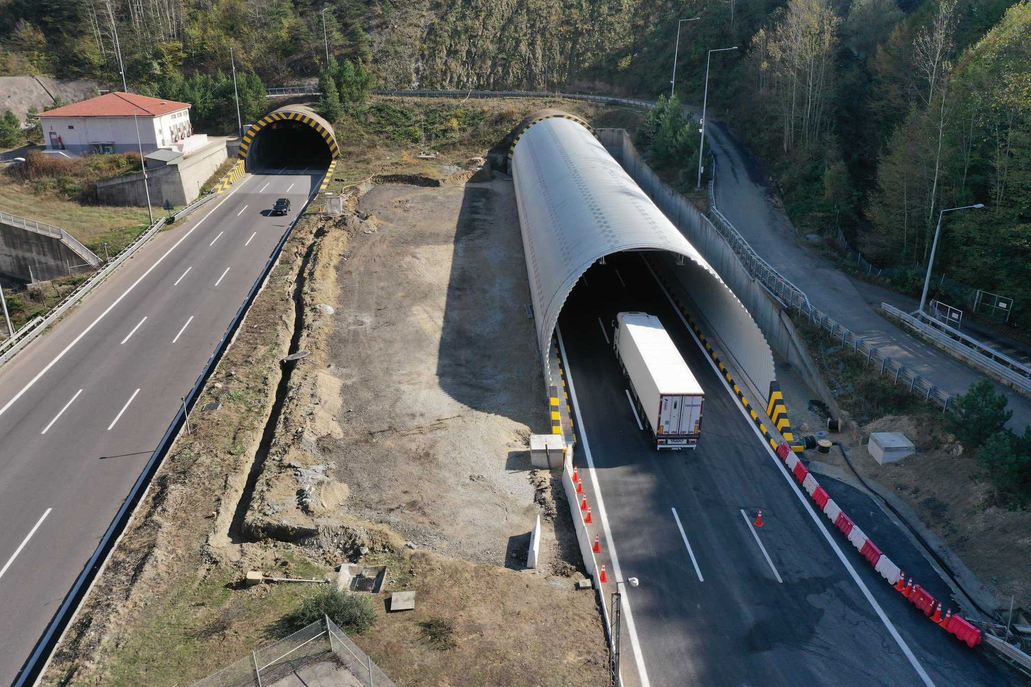 Bolu Dağı Tüneli'nin İstanbul Yönü 50 Gün Kapatılıyor! 1 F U9mYTXQAE3wQW