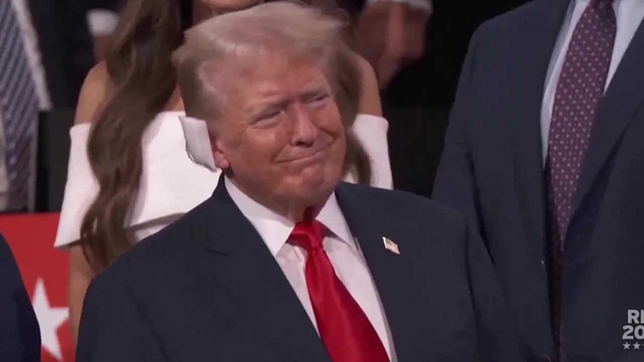 FBIdan Trump Hakkinda Sok Aciklama 3