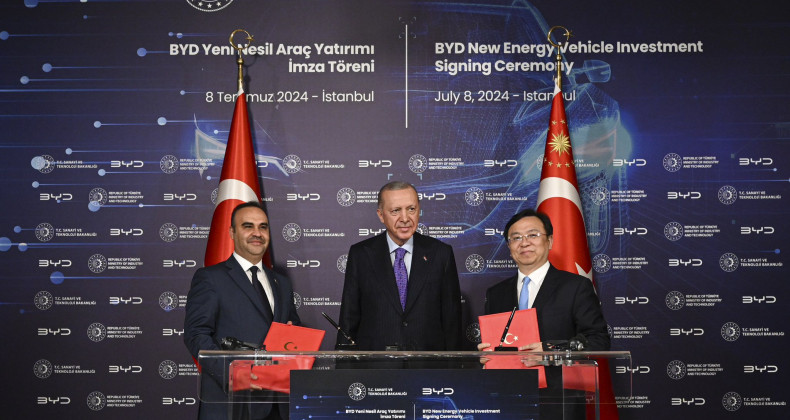 Çinli Dev BYD Türkiye’ye 1 Milyar Dolar Yatırım Yapacak