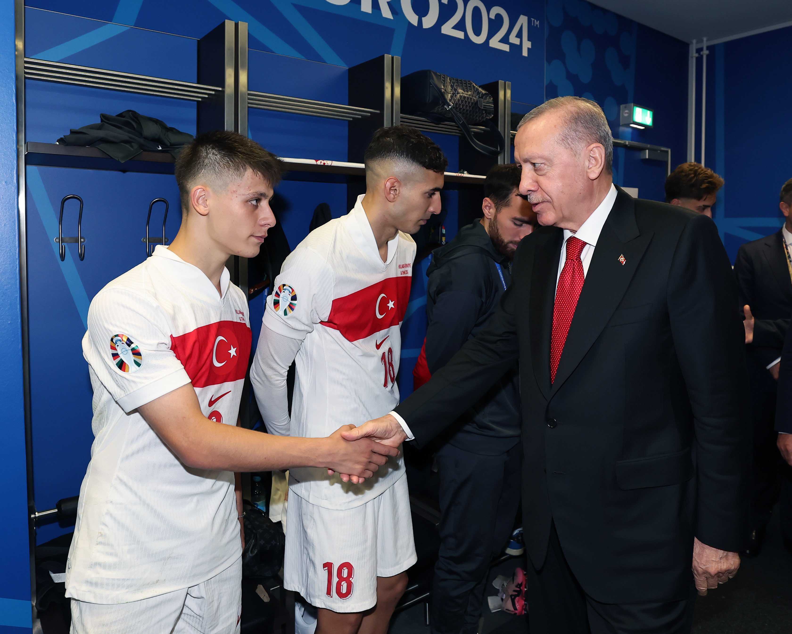 Erdoğan'dan UEFA'nın Kararına Sert Tepki: "Tamamen Siyasi" 5 GR1fVN0XcAA2uXG