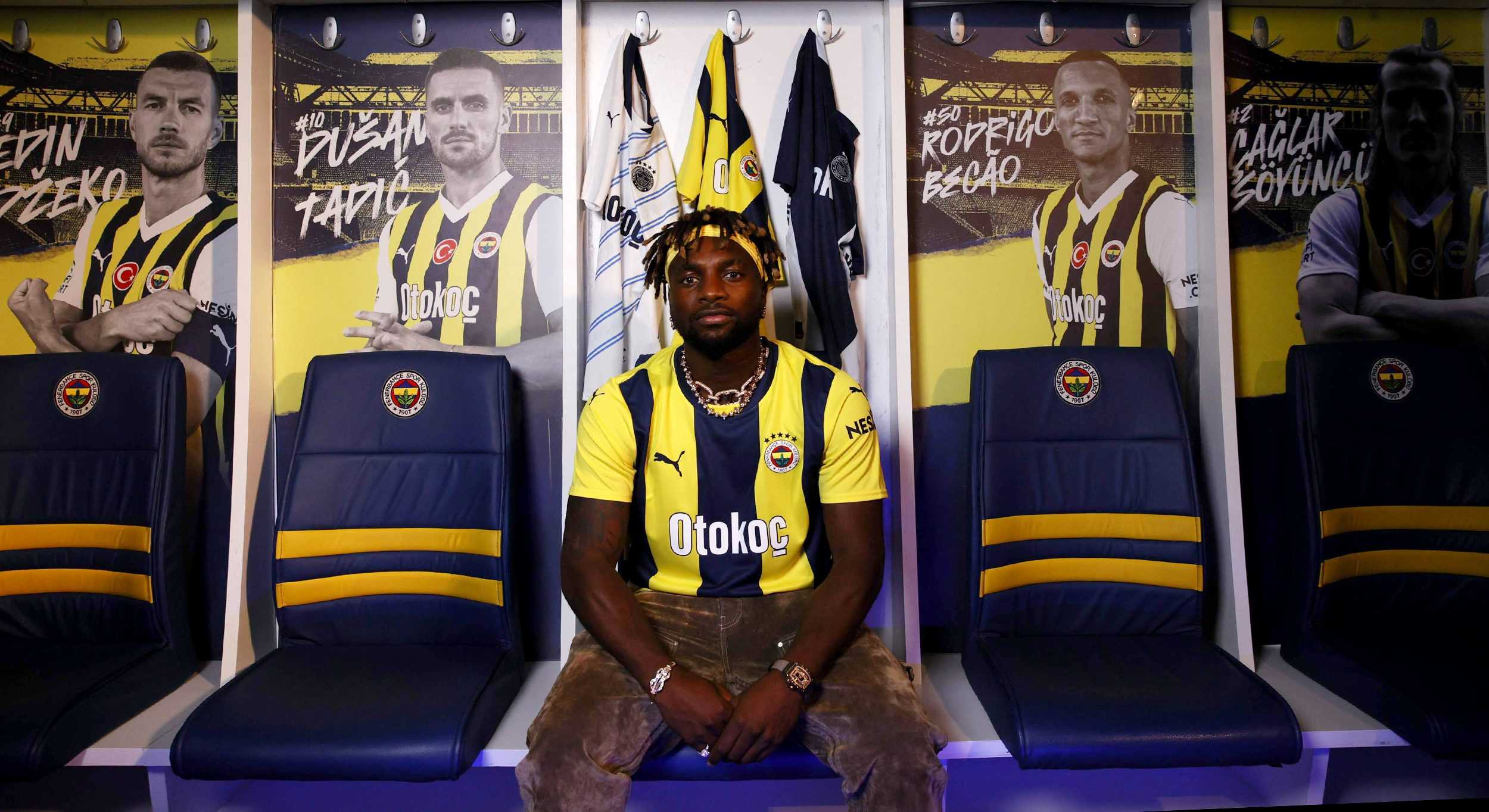 Fenerbahçe, Allan Saint-Maximin'i Kiraladı! 1 GSsfzLsXoAAKHeE