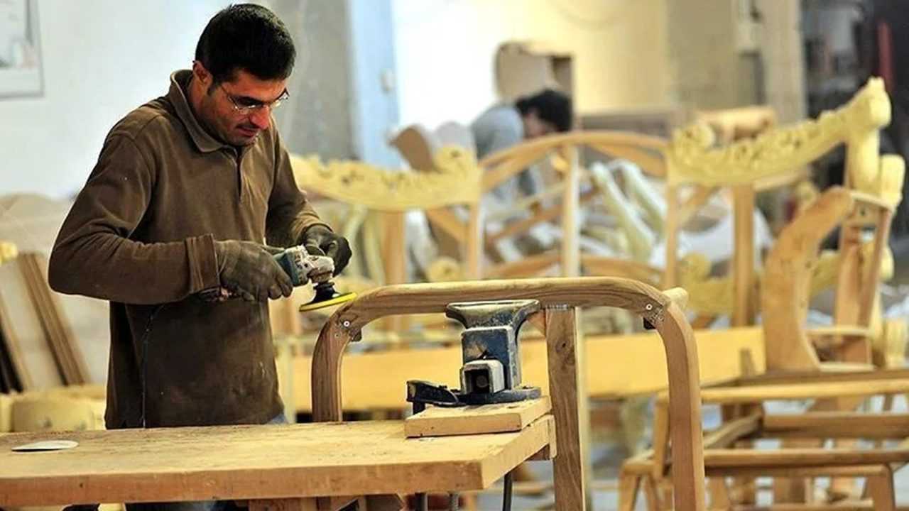 Hedef 8 Milyar Dolar: Resmî Tatiller İhracatı Zorluyor 2 Hedef 8 Milyar Dolar Resmi Tatiller Ihracati Zorluyor 3