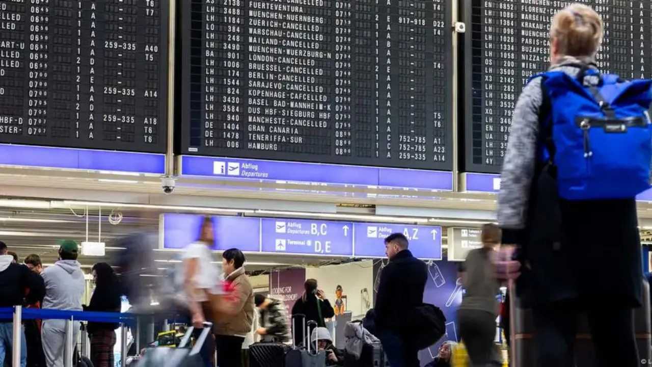 Microsoft’un Yazılım Arızası Hava Trafiğini Felç Etti 4 Microsoftun Yazilim Arizasi Hava Trafigini Felc Etti 5