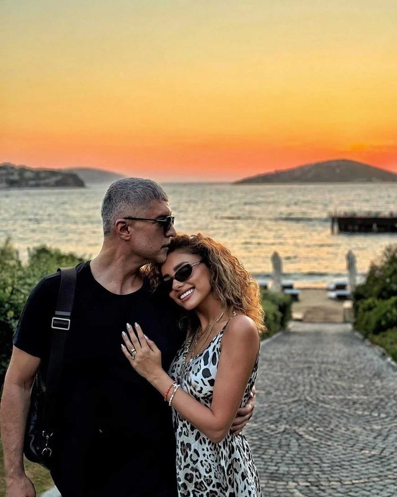 Ozcan Deniz ve Samar Dadgar Bodrumda Ask Dolu Tatil 1
