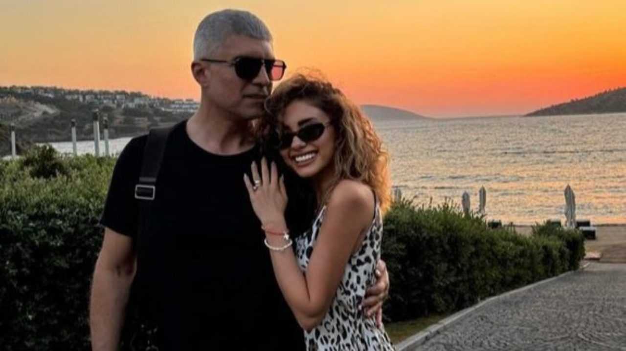 Ozcan Deniz ve Samar Dadgar Bodrumda Ask Dolu Tatil 3