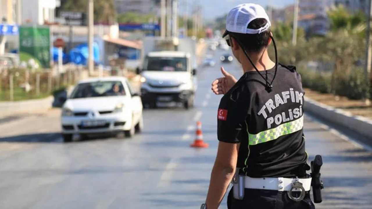 Trafikte Sıkı Denetim: 2 Milyon Araç Kontrol Edildi 3 Trafikte Siki Denetim 2 Milyon Arac Kontrol Edildi 3