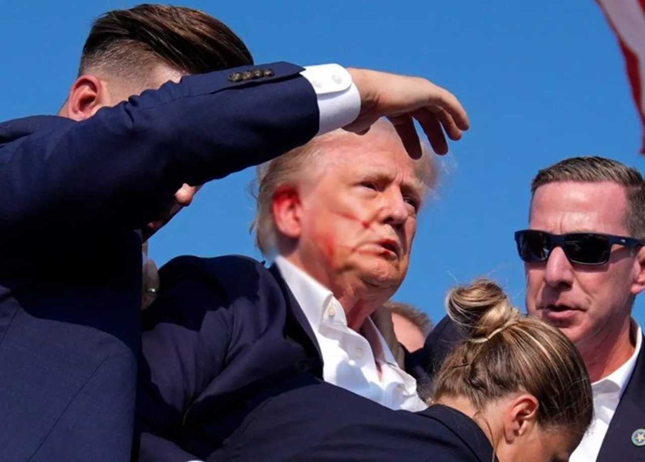 Trump’a Suikast Girişimi: Pensilvanya Mitinginde Şok Saldırı 4 Trumpa Suikast Girisimi Pensilvanya Mitinginde Sok Saldiri 5
