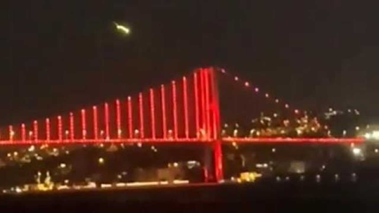 Turkiyenin Uzerinden Gecen Gizemli Isik Meteor mu UFO mu 2