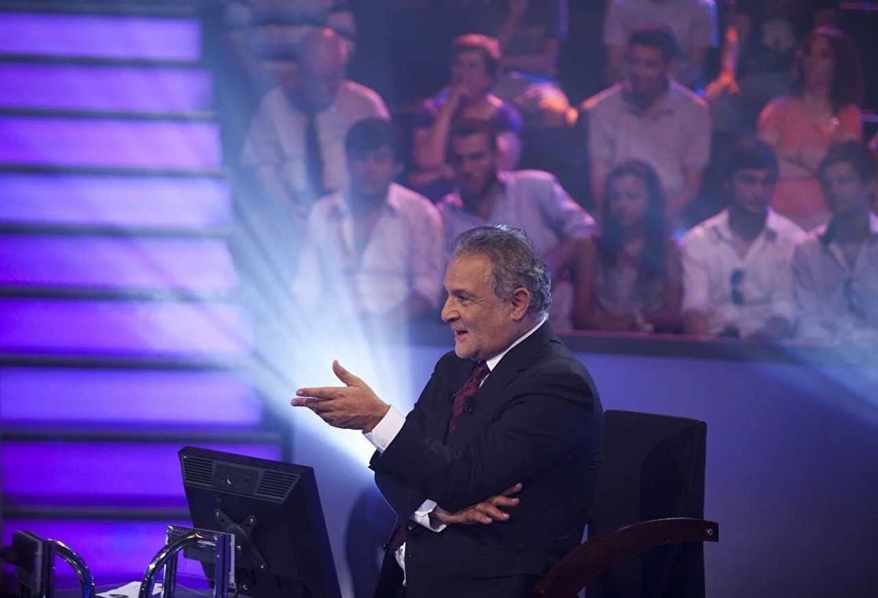 Ünlü Oyuncu Kenan Işık Hayatını Kaybetti 4 Unlu Oyuncu Kenan Isik Hayatini Kaybetti 5