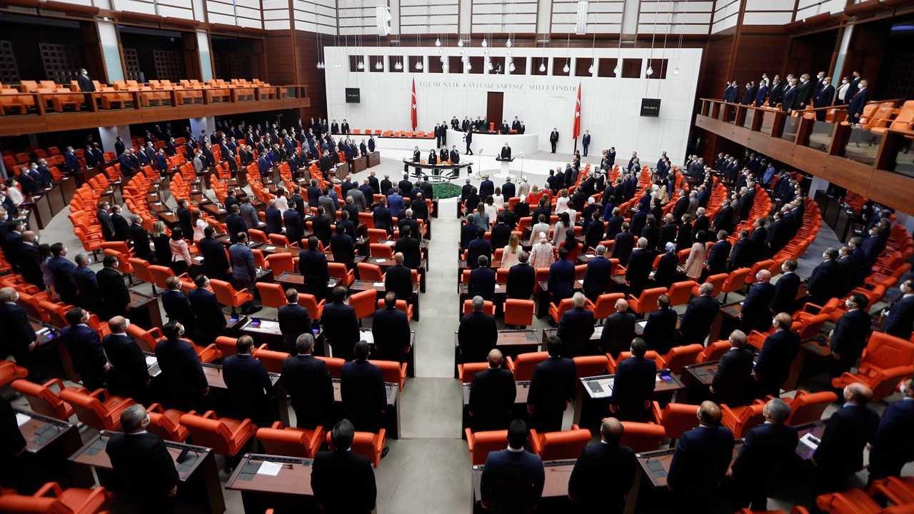 Yargıda Köklü Değişim: 9. Yargı Paketi'nde Neler Var? 3 Yargida Koklu Degisim 9. Yargi Paketinde Neler Var 1