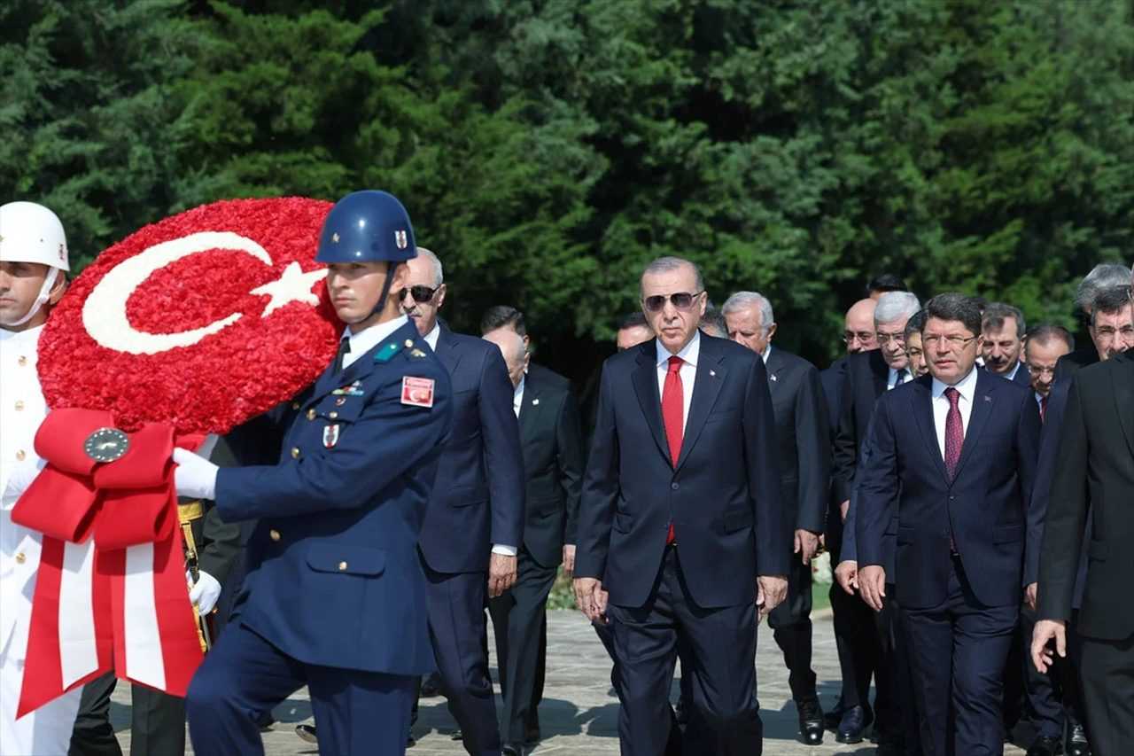 30 Ağustos’ta Anıtkabir’de Büyük Zafer Coşkusu 4 30 Agustosta Anitkabirde Buyuk Zafer Coskusu 5