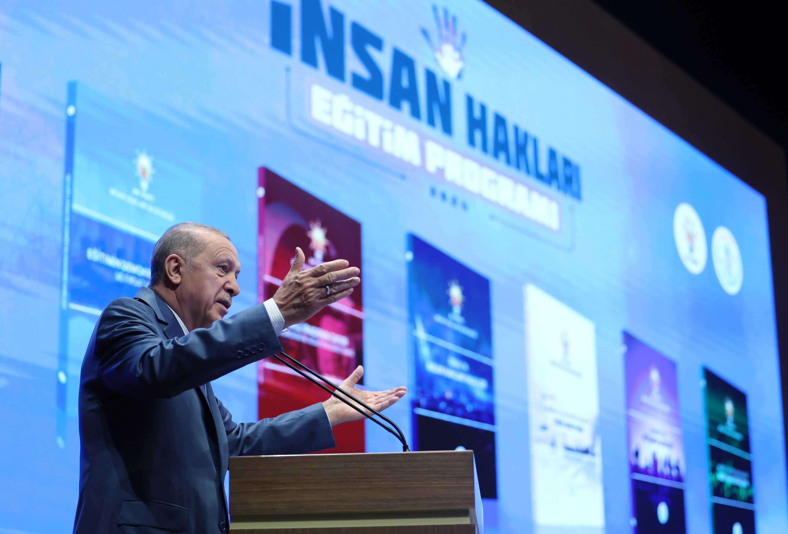 Erdoğan’dan Instagram’a Sert Eleştiri: "Dijital Faşizmle Karşı Karşıyayız!" 3 AA 20240805 35323316 35323315 CUMHURBASKANI VE AK PARTI GENEL BASKANI RECEP TAYYIP ERDOGAN