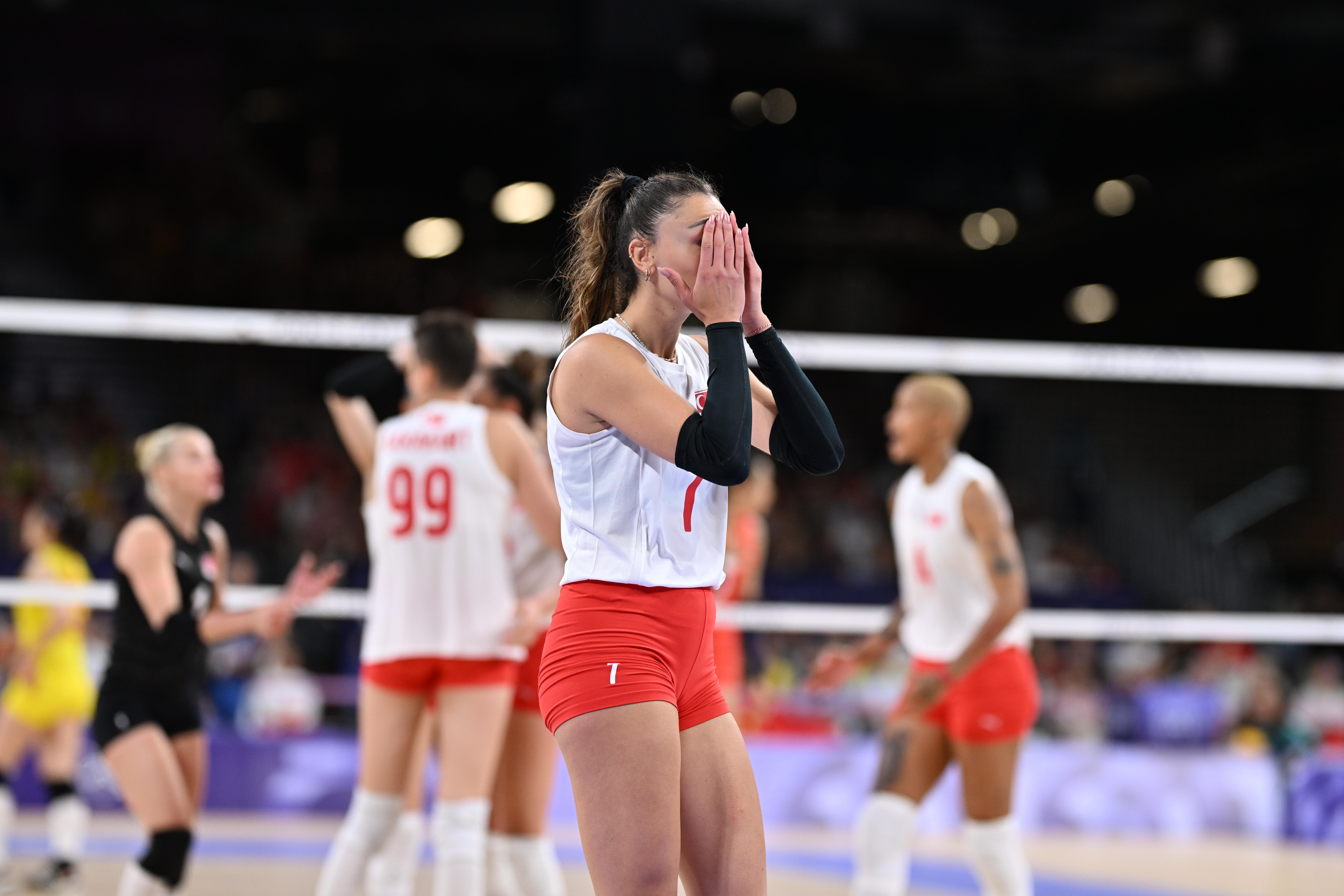 2024 Paris Olimpiyatları'nda Filenin Sultanları Tarih Yazdı! 3 AA 20240806 35330294 35330284 PARIS 2024 OLIMPIYAT OYUNLARI