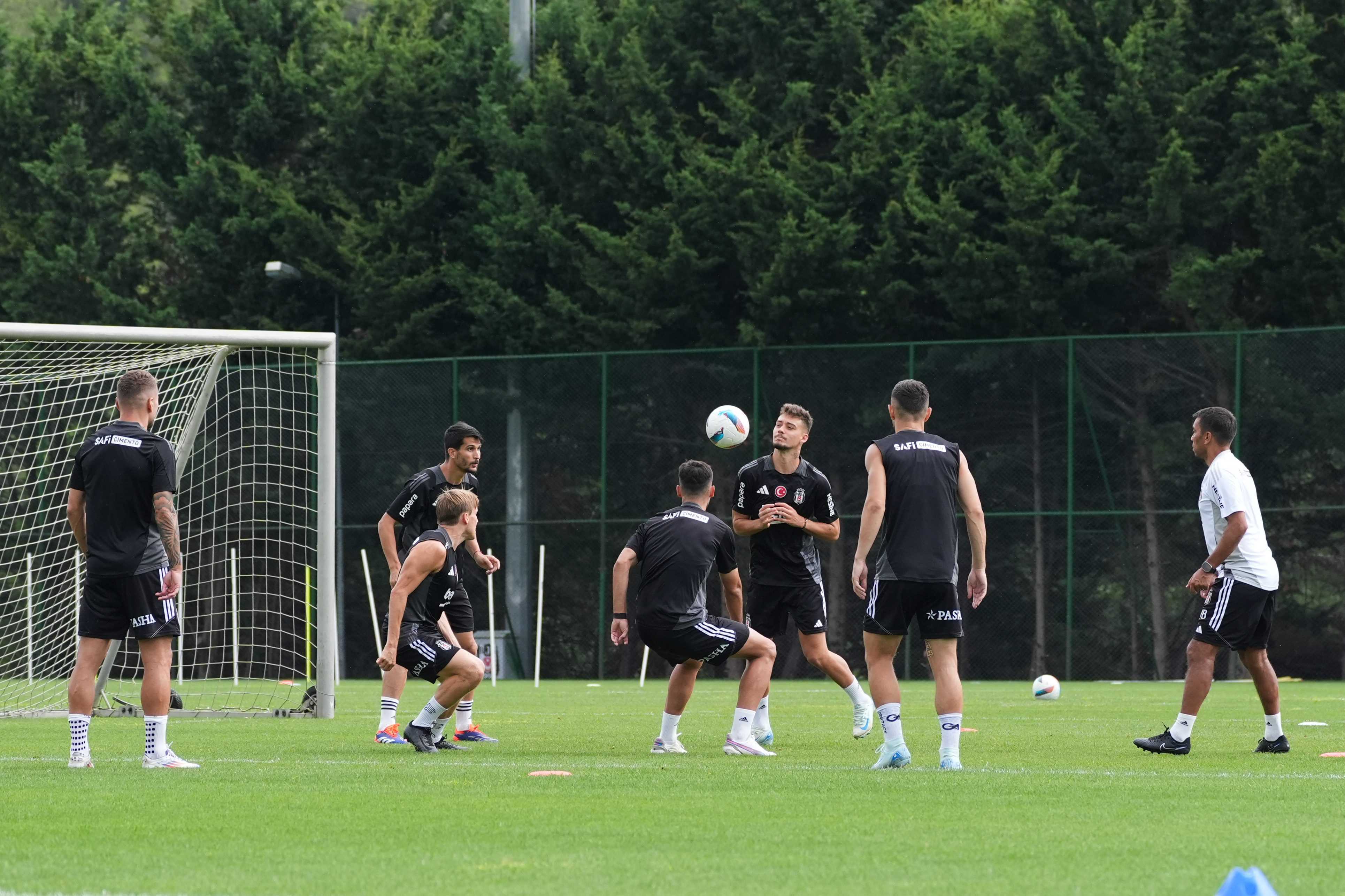 Sakatlık Şoku! Beşiktaş'ta Necip Uysal 6-8 Ay Yok 2 AA 20240821 35452236 35452232 BESIKTAS LUGANO MACI HAZIRLIKLARI HAZIRLIKLARINI TAMAMLADI