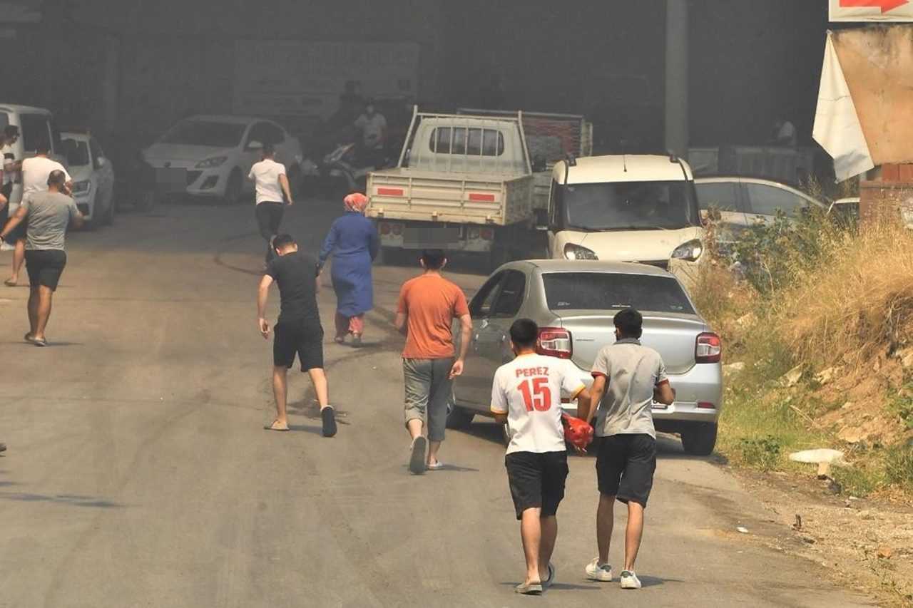 AFAD Vatandaslarimiz Guvenli Alanlara Tahliye Ediliyor 2