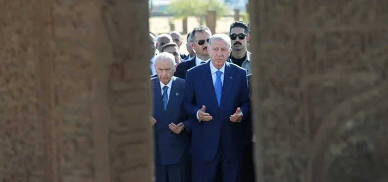Ahlatta Tarihi Kabine Zirvesi Erdogan ve Bahceli Bir Arada 2