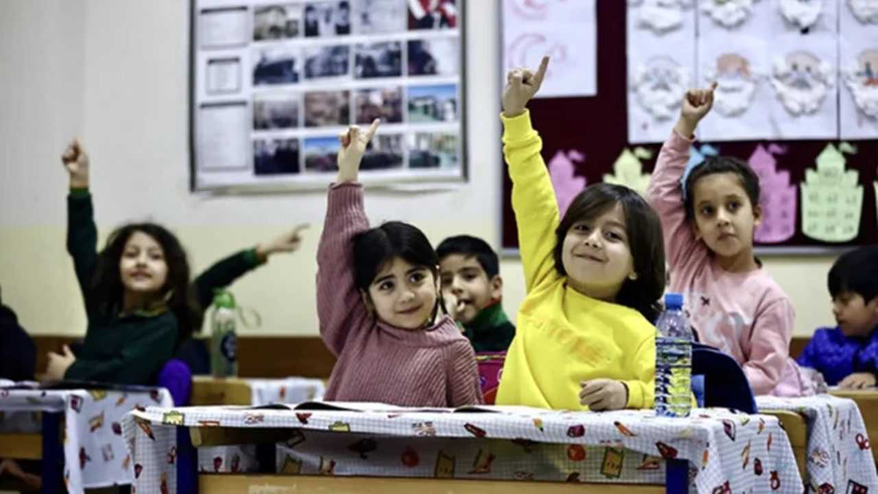 Bakan Tekin: Eğitimde Türkiye’nin Büyük Atılımı 1 Bakan Tekin Egitimde Turkiyenin Buyuk Atilimi 1