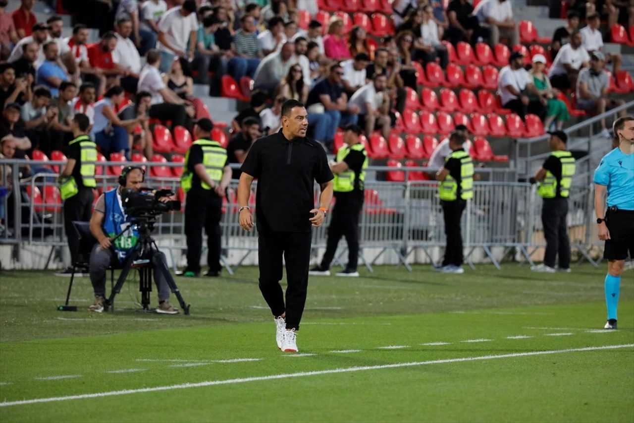 Başakşehir’den Davidson’ın Altın Golü 4 Basaksehirden Davidsonin Altin Golu 5