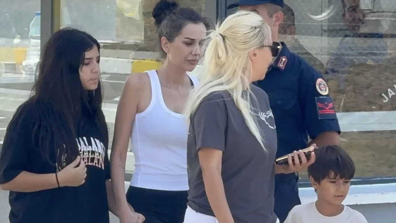 Dilan Polat’a Eşi Engin Polat'ı Ziyaret Ederken Yasak Geldi 2 Dilan Polata Esi Engin Polati Ziyaret Ederken Yasak Geldi 3