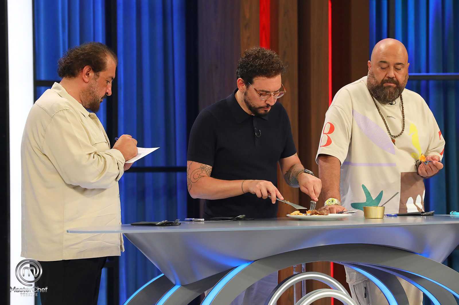 MasterChef'te Son Eleme Adayı Belli Oldu: Kaşık Atıyordu! 3